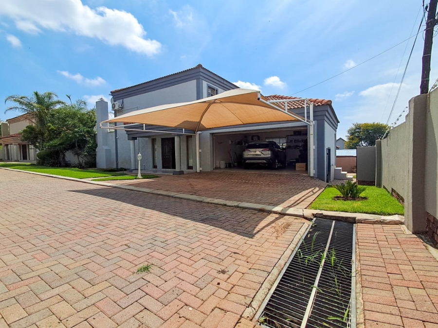  Bedroom Property for Sale in Doringkruin North West